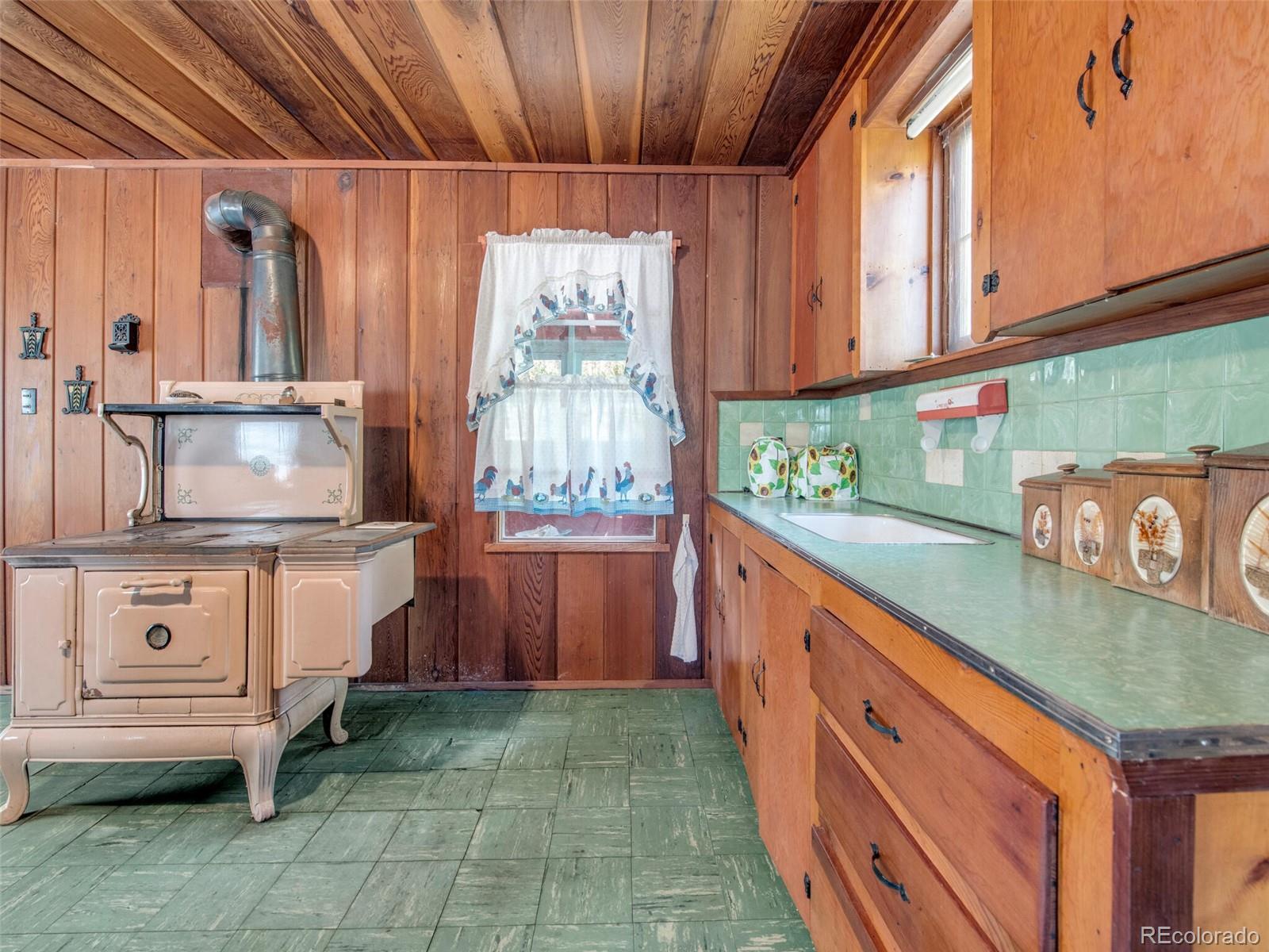 76 Warren Road Black Hawk, CO 80422 - Photo 30 of 40