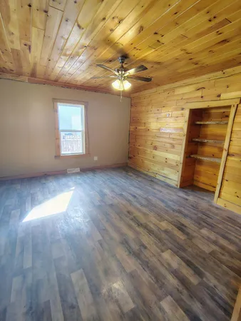 $125,000 | 10 Rangeley Place, Rumford, ME 04276