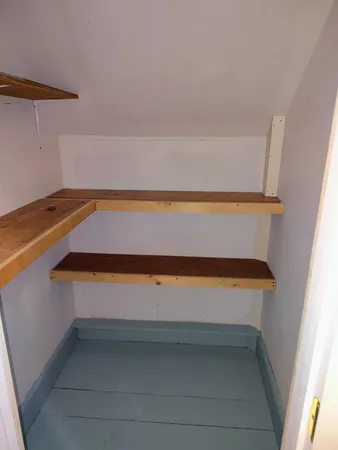 $125,000 | 10 Rangeley Place, Rumford, ME 04276