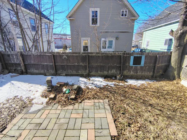 $125,000 | 10 Rangeley Place, Rumford, ME 04276