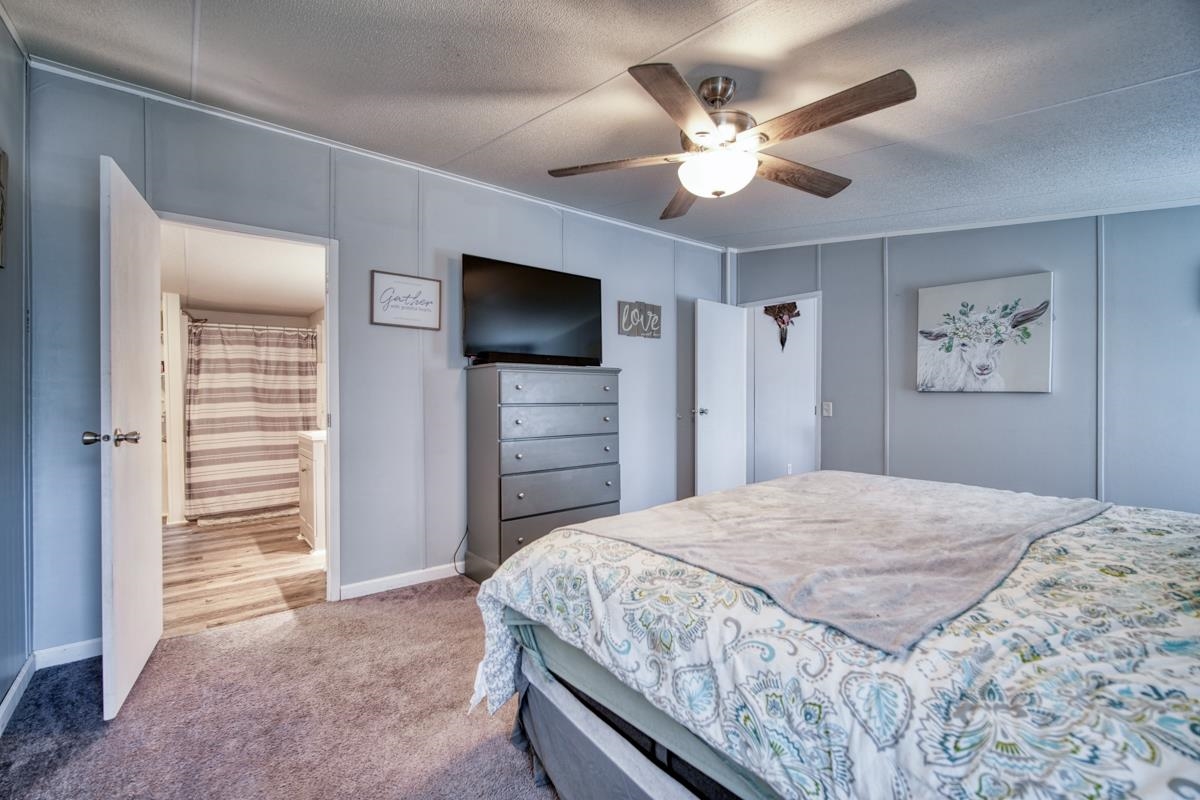 2516 Sam Hodges Road Hodges, SC 29653 - Photo 7 of 36