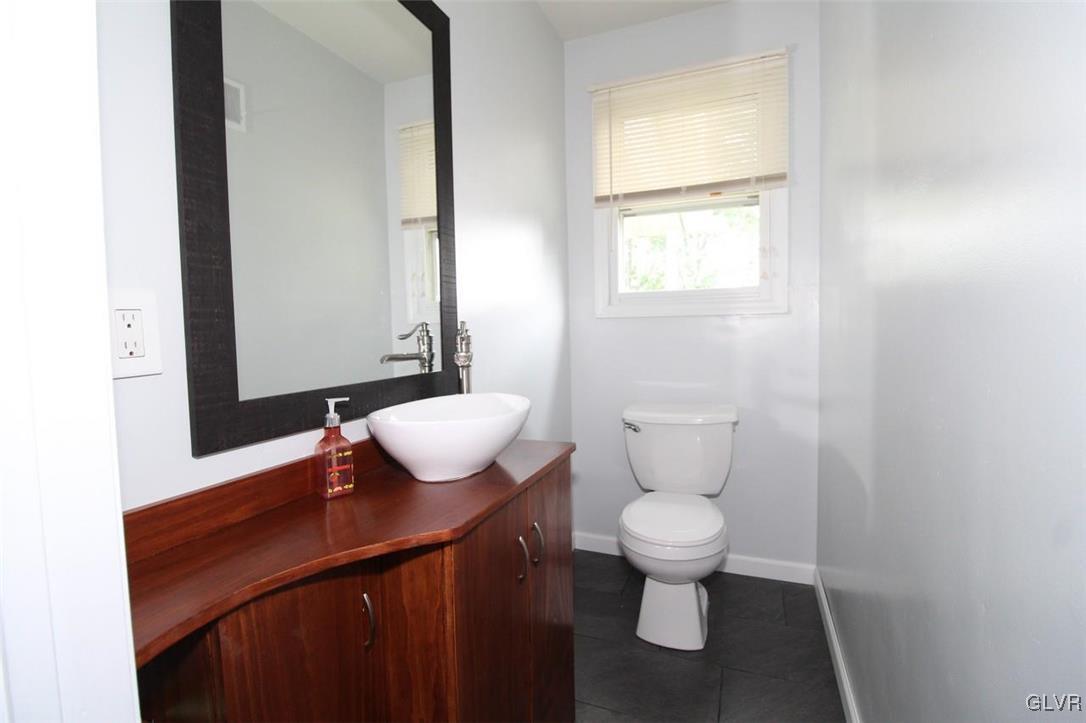 2917 Fischer Road Easton, PA 18045 - Photo 9 of 15 Gallery Image 9