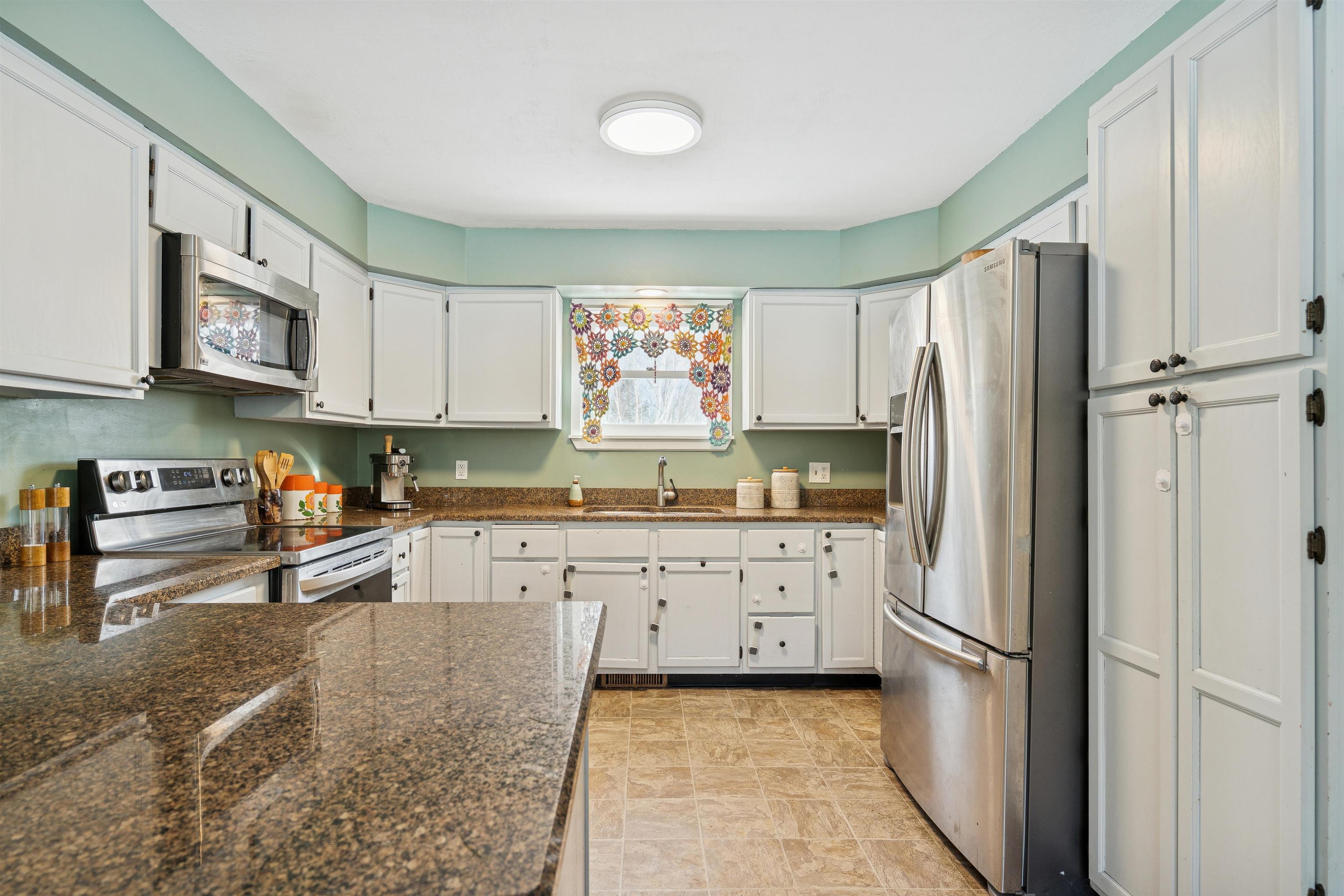 400 Melody Lane Weathersfield, VT 05156 - Photo 7 of 41