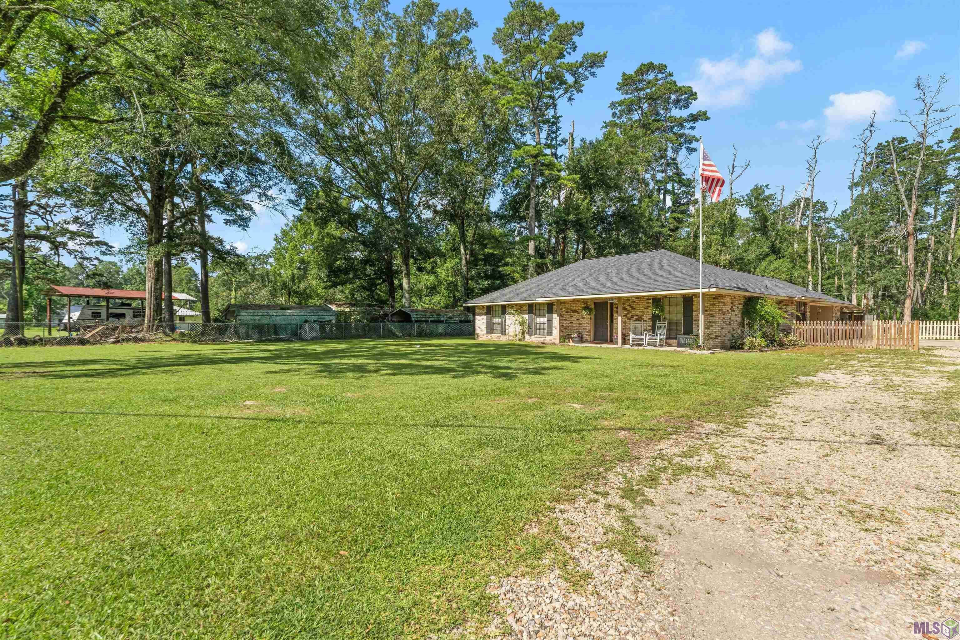 33897 Duff Road Walker, LA 70785 - Photo 3 of 28