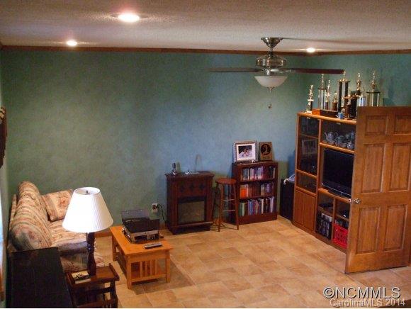 104 Moore Road Canton, NC 28716 - Photo 5 of 14