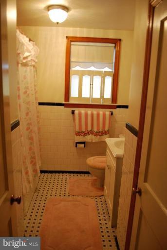 539 Cleveland Road Linthicum Heights, MD 21090 - Photo 6 of 23 Bath #1