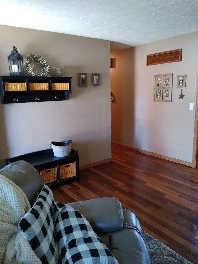 11751 Bend River Road Roscoe, IL 61073 - Photo 4 of 15 Gallery Image 4