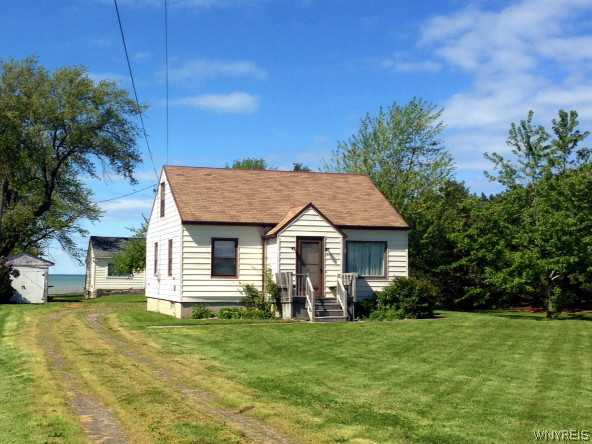 2751 West Lake Road Wilson, NY 14172 - Photo 1 of 1 Exterior Front