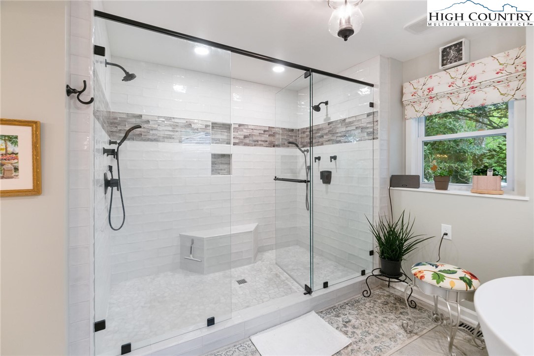137 Oak Boone, NC 28607 - Photo 20 of 50 Gallery Image 20