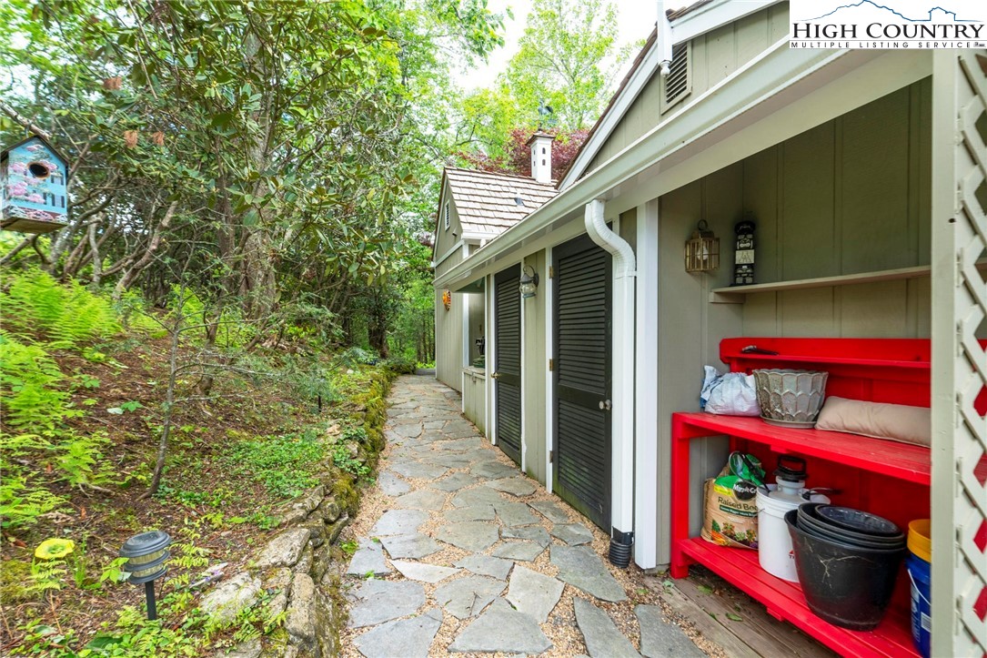 137 Oak Boone, NC 28607 - Photo 34 of 50 Gallery Image 34