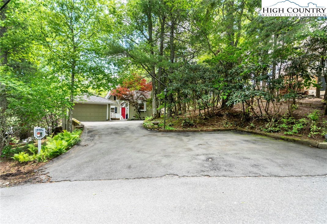 137 Oak Boone, NC 28607 - Photo 39 of 50 Gallery Image 39