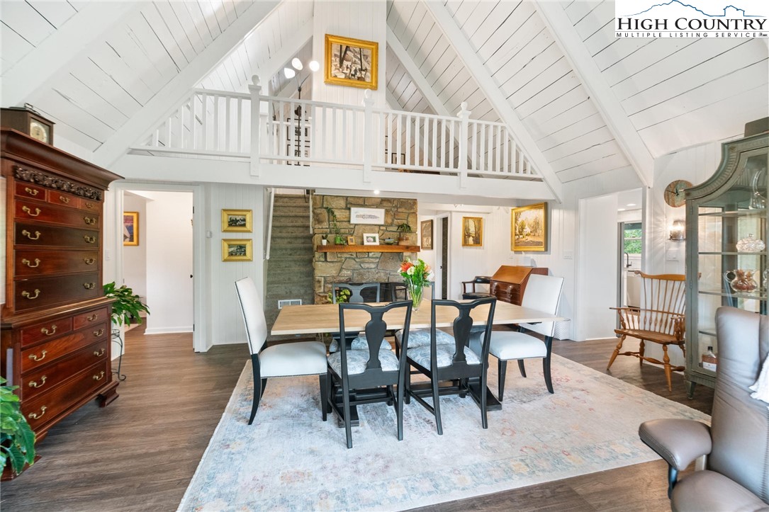 137 Oak Boone, NC 28607 - Photo 4 of 50 Gallery Image 4