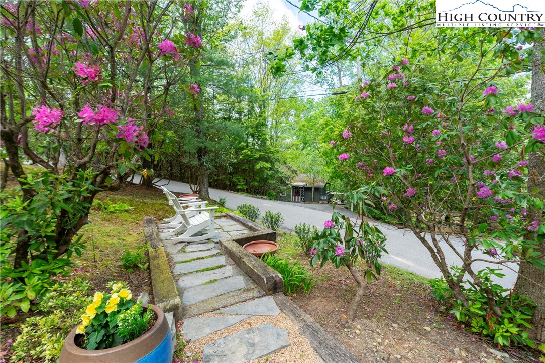 137 Oak Boone, NC 28607 - Photo 44 of 50 Gallery Image 44