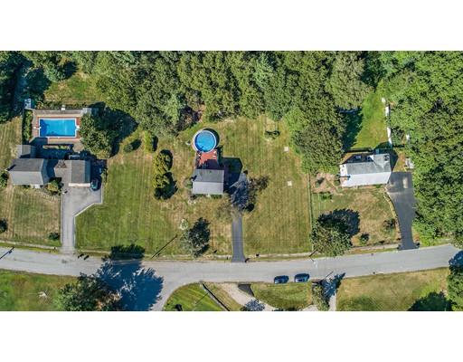 69 Queens Brook Road Pembroke, MA 02359 - Photo 17 of 22 Gallery Image 17