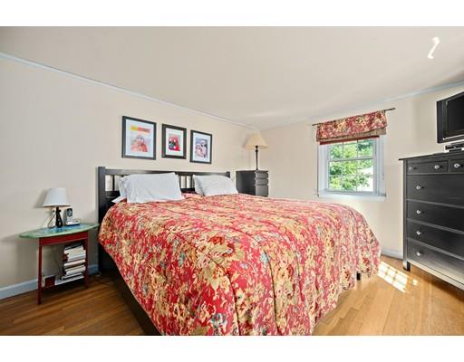 69 Queens Brook Road Pembroke, MA 02359 - Photo 10 of 22 Gallery Image 10