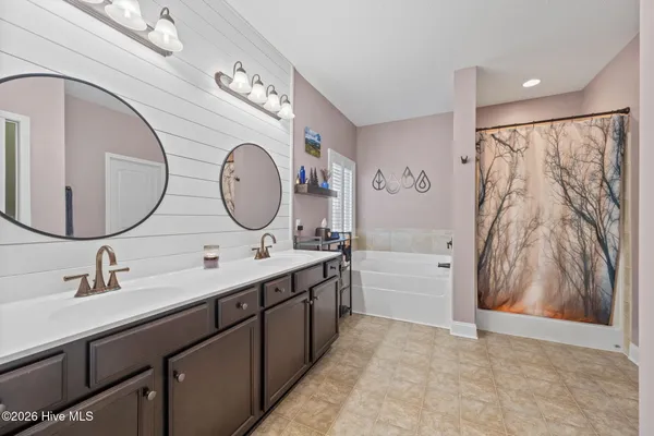 $450,000 | 317 Bear Run, Maple Hill, NC 28454