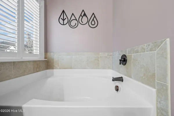 $450,000 | 317 Bear Run, Maple Hill, NC 28454