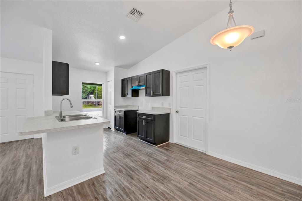 833 3rd Avenue Waverly, FL 33859 - Photo 8 of 35