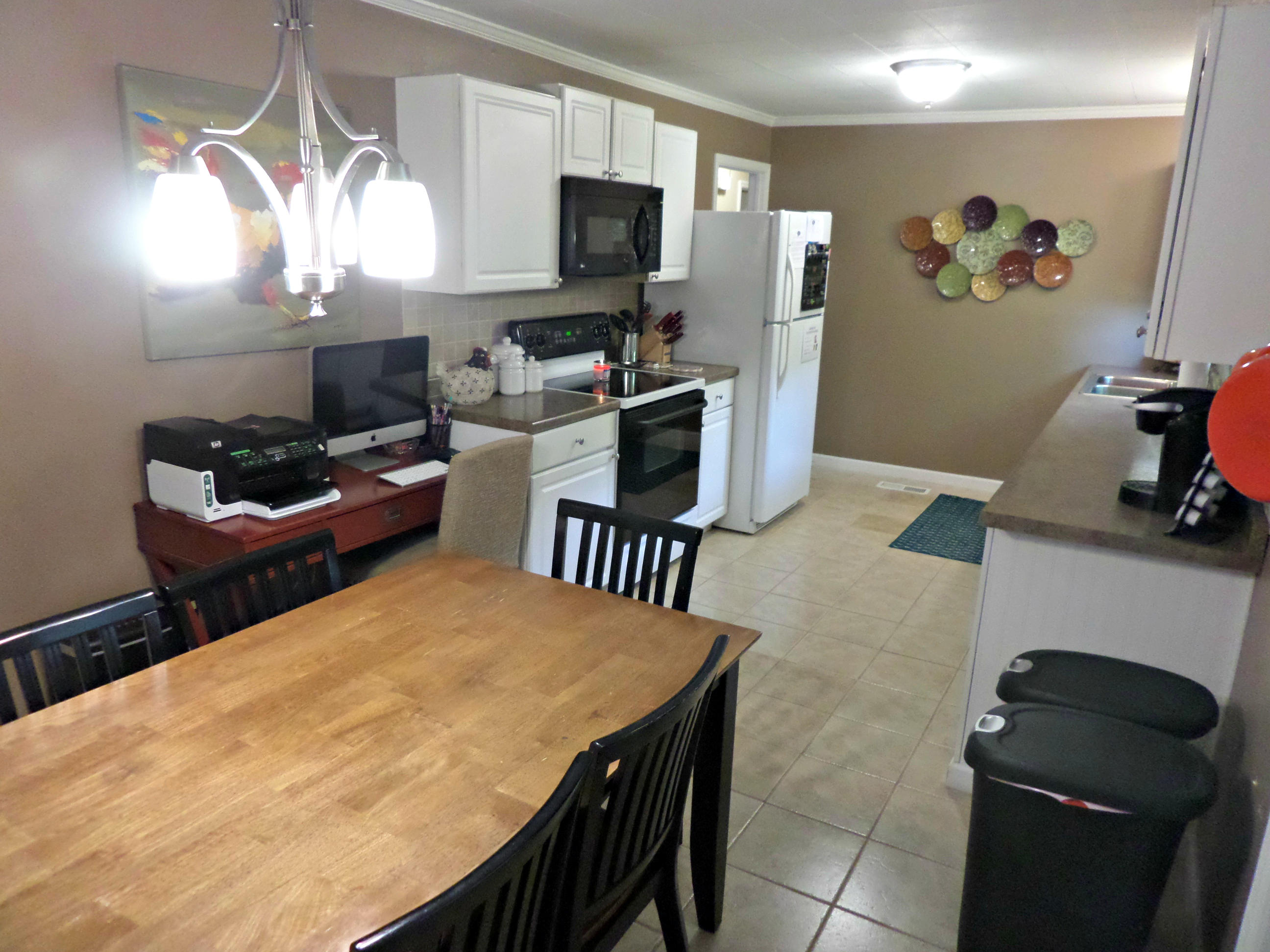 102 West Lincoln Road Oak Ridge, TN 37830 - Photo 4 of 23 Dining Room to Kitchen