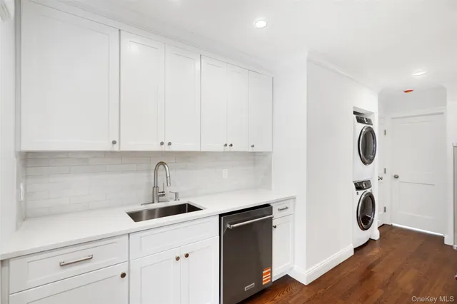 $3,995 | 11 Orchard Avenue, Unit 1, Rye, NY 10580