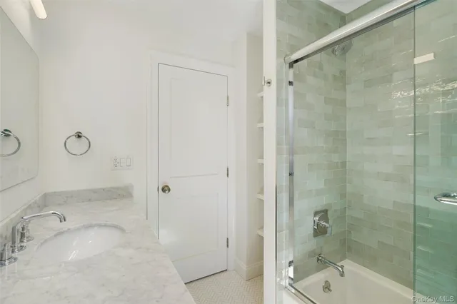 $3,995 | 11 Orchard Avenue, Unit 1, Rye, NY 10580