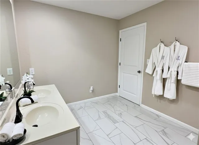 $269,900 | 506 West South Street, Nevada, MO 64772