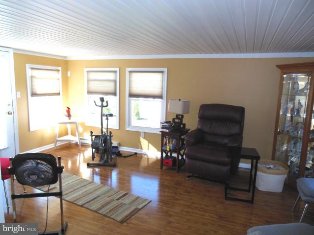 140 Coventry Road Dallastown, PA 17313 - Photo 12 of 27 Gallery Image 12