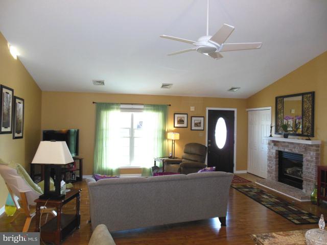 140 Coventry Road Dallastown, PA 17313 - Photo 15 of 27 Gallery Image 15