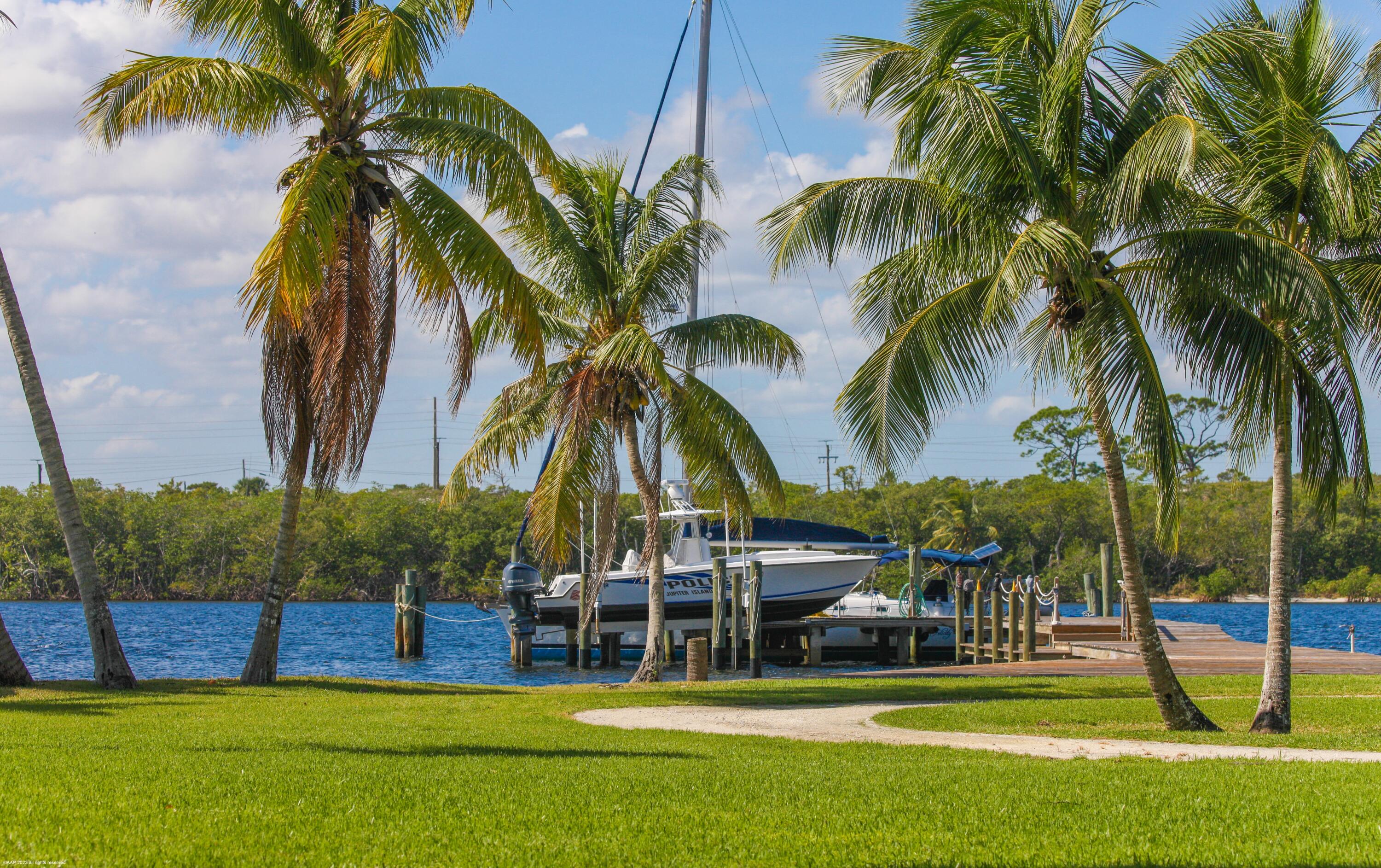 216 South Beach Road Hobe Sound, FL 33455 - Photo 11 of 20 216 South Beach Rd 021