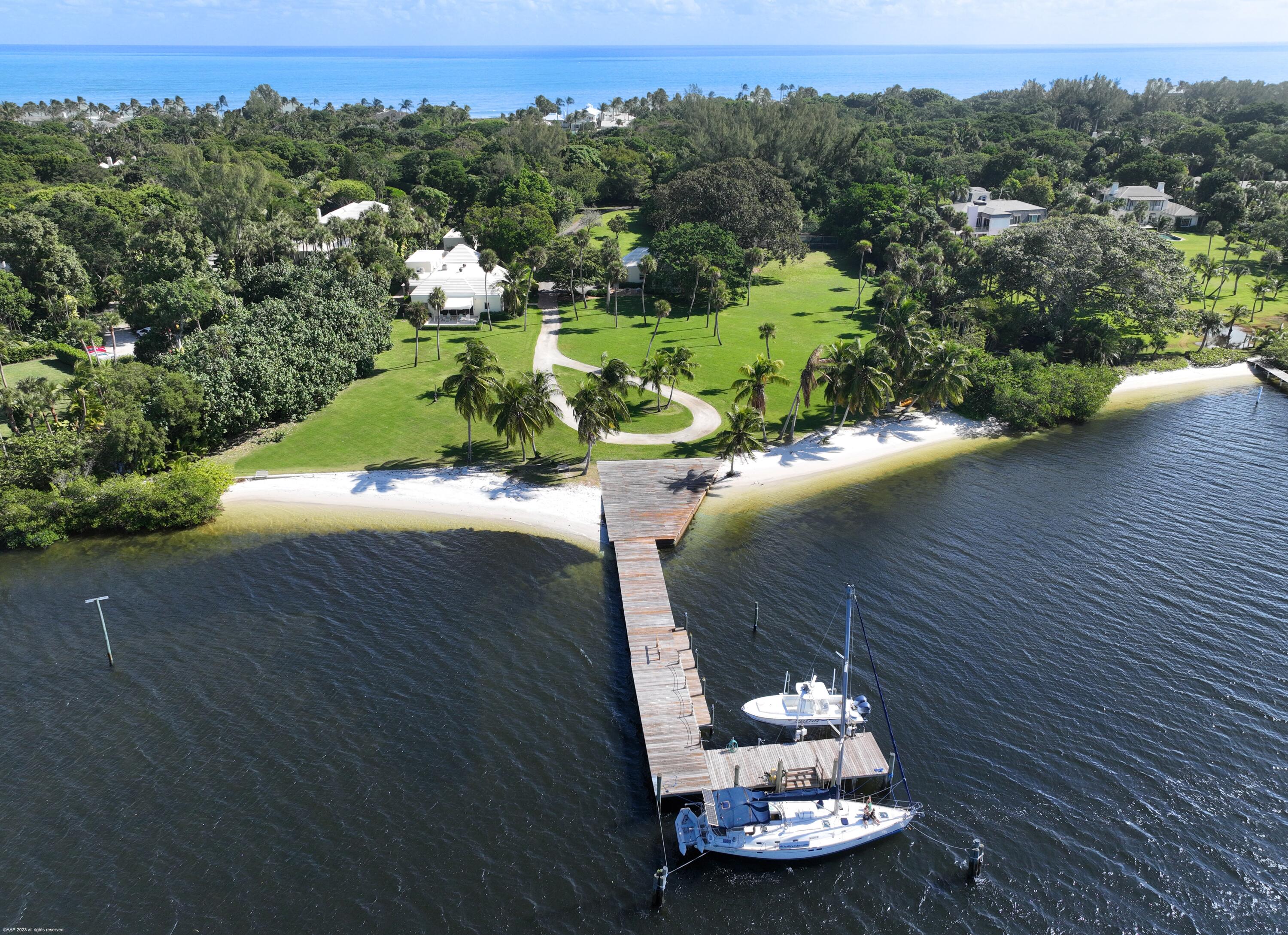 216 South Beach Road Hobe Sound, FL 33455 - Photo 17 of 20 216 South Beach Rd 037