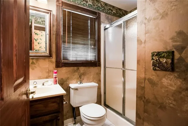 $475,000 | 930 East Lake Drive, Gainesville, GA 30506