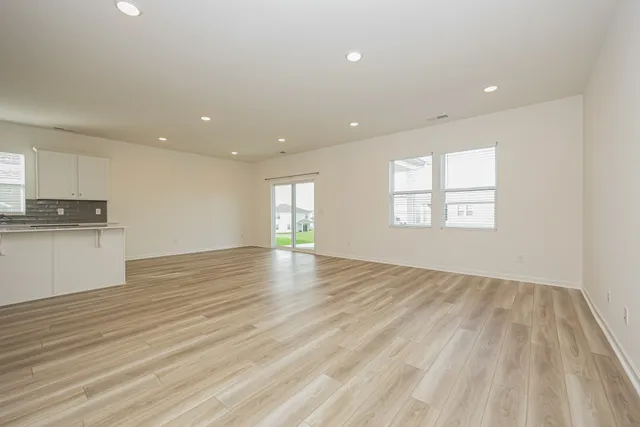 $227,995 | 3250 Barrel Oak Pass, Columbia, TN 38401