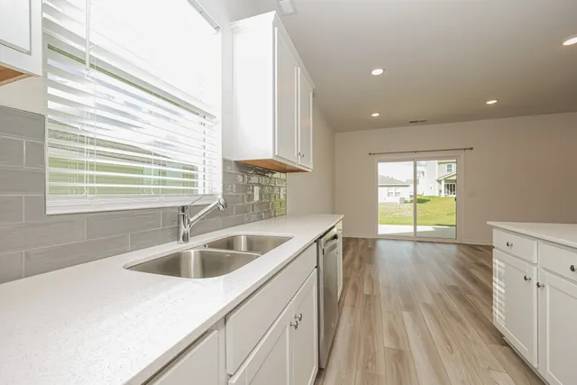 $227,995 | 3250 Barrel Oak Pass, Columbia, TN 38401