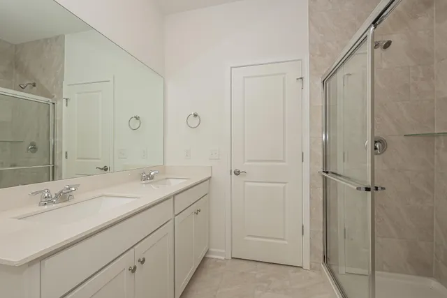 $227,995 | 3250 Barrel Oak Pass, Columbia, TN 38401