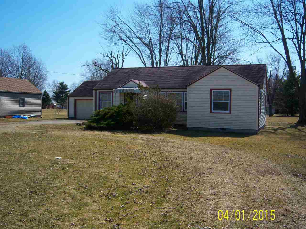 2203 West Wallen Road Fort Wayne, IN 46818 - Photo 2 of 15
