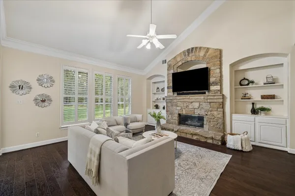 $849,900 | 14530 Millhouse Road, Pinehurst, TX 77362