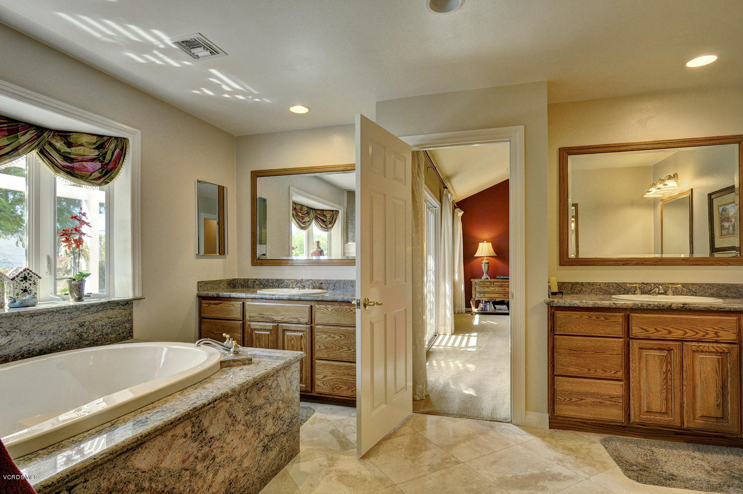 11060 East Las Posas Road Camarillo, CA 93012 - Photo 11 of 36 SKY_18