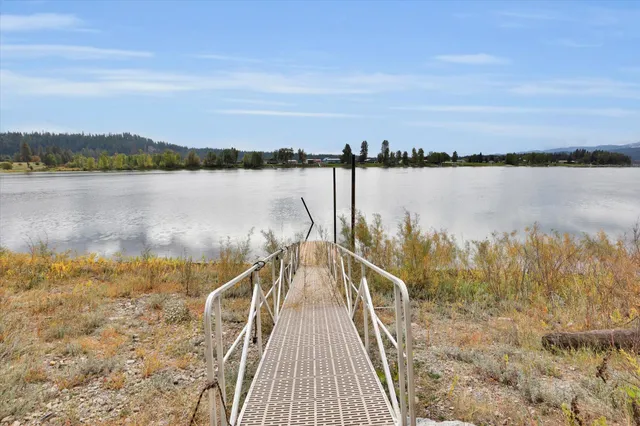 $550,000 | 407992 State Rte 20, Cusick, WA 99119