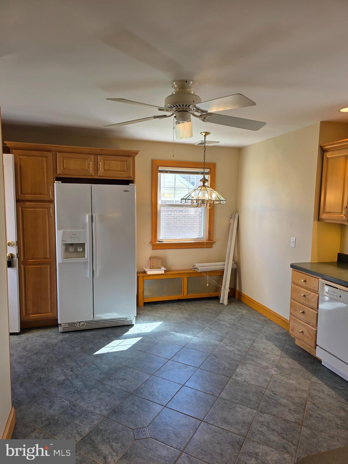605 South Eagle Road Havertown, PA 19083 - Photo 3 of 25