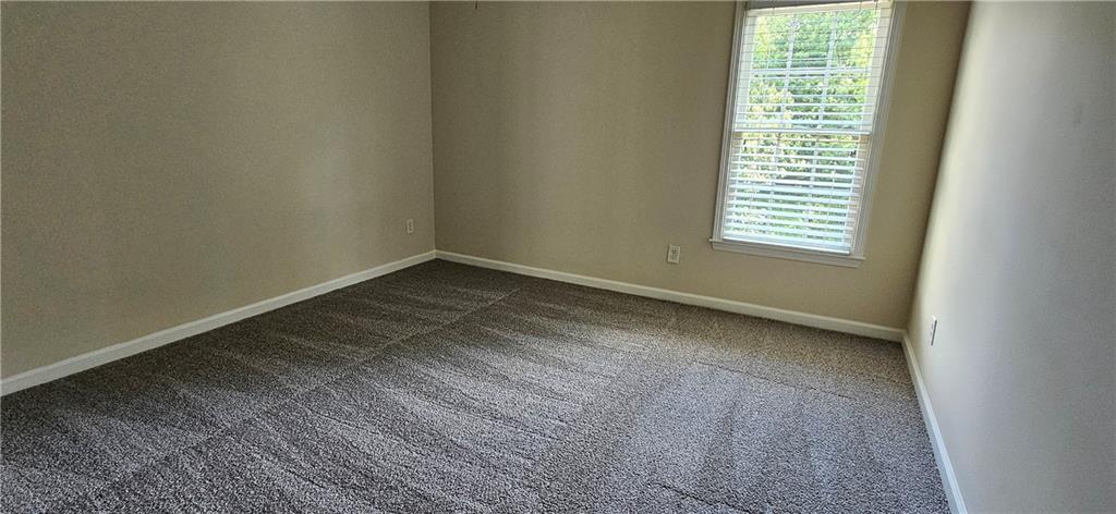 647 Maple Grove Way Marietta, GA 30066 - Photo 23 of 37
