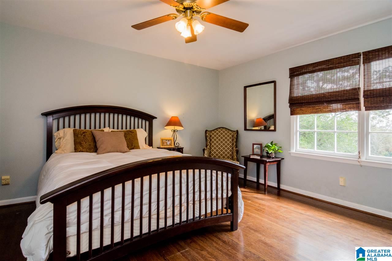 3657 Crestside Road Birmingham, AL 35223 - Photo 17 of 31