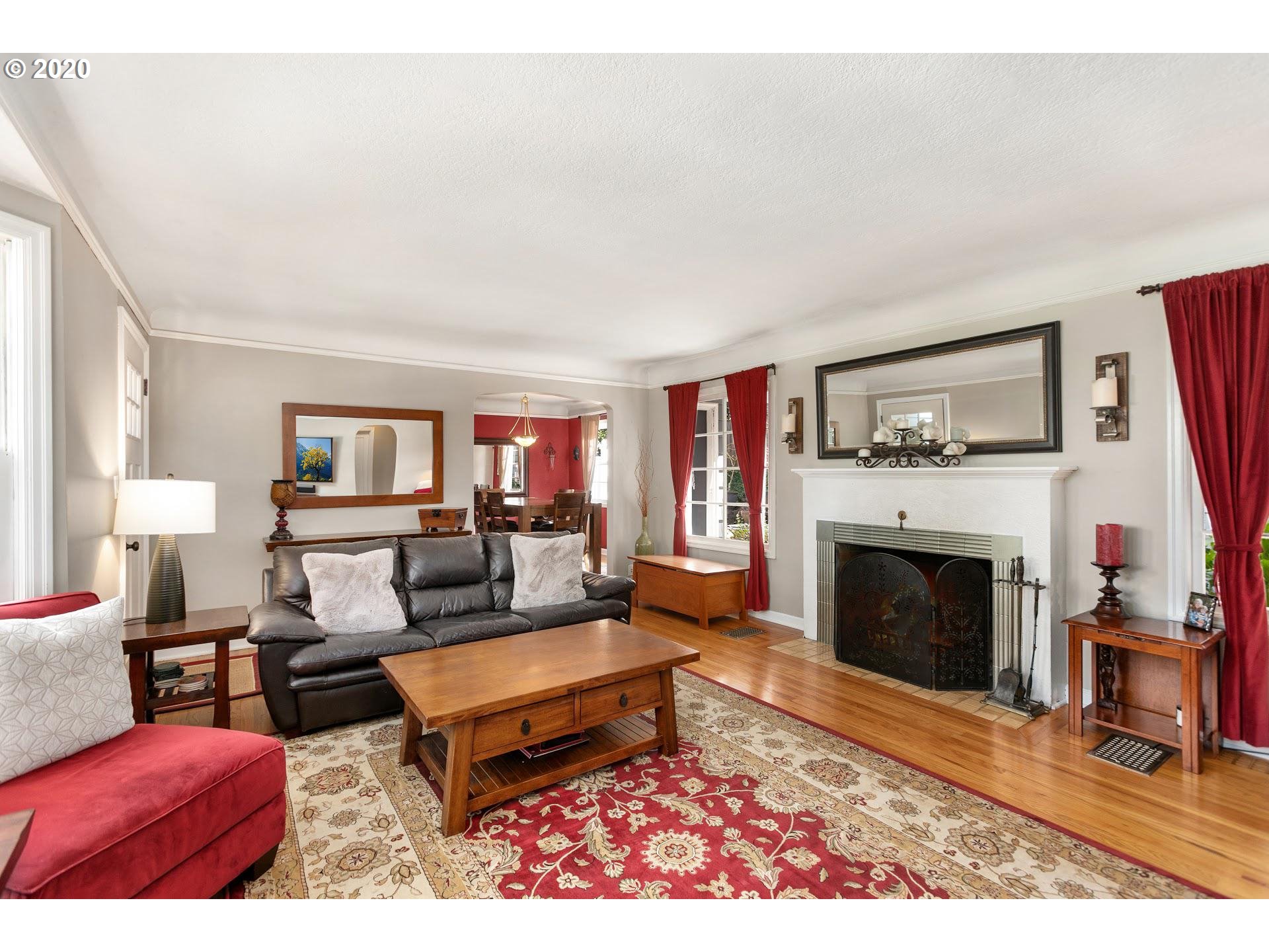 11960 Southwest Lesser Road Portland, OR 97219 - Photo 7 of 25 Gallery Image 7