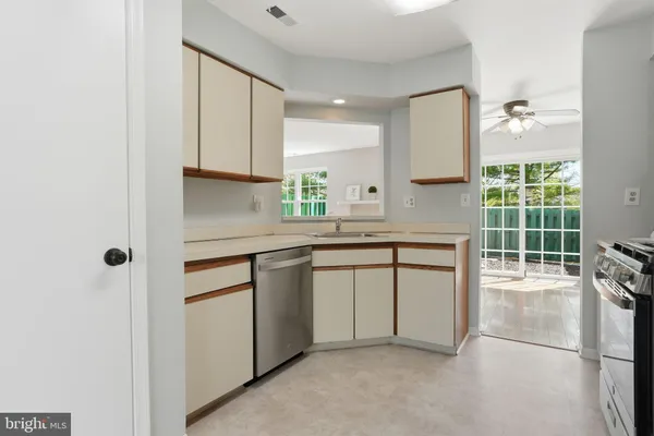 $445,000 | 656 Tomlinson Lane, Yardley, PA 19067