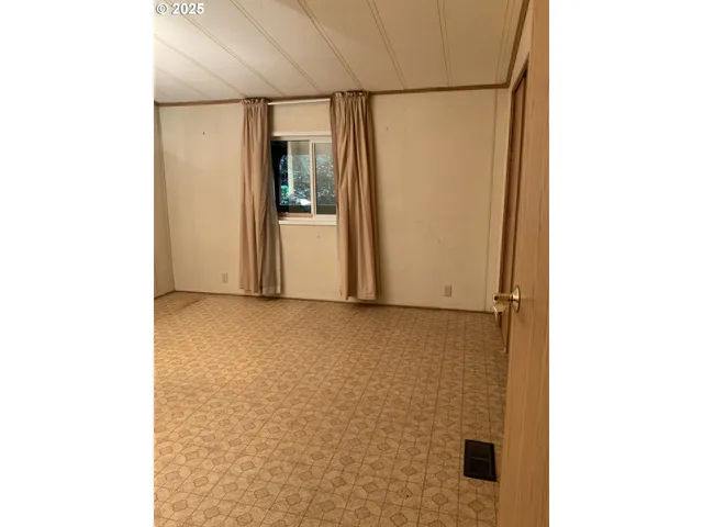 a view of a bathroom