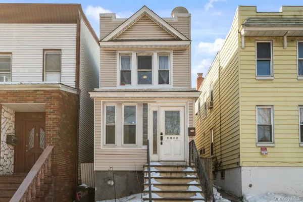 $735,000 | 90-22 82nd Road | Forest Park