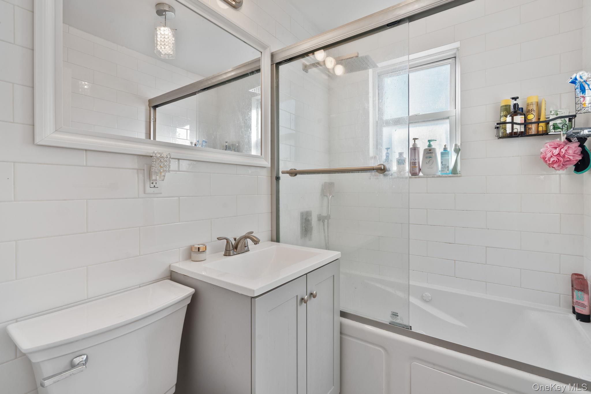 90-22 82nd Road Queens, NY 11385 - Photo 22 of 37