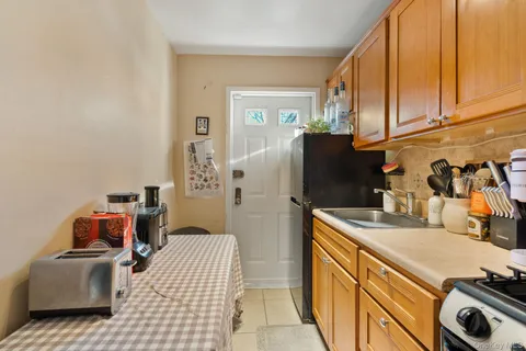 $750,000 | 90-22 82nd Road | Forest Park