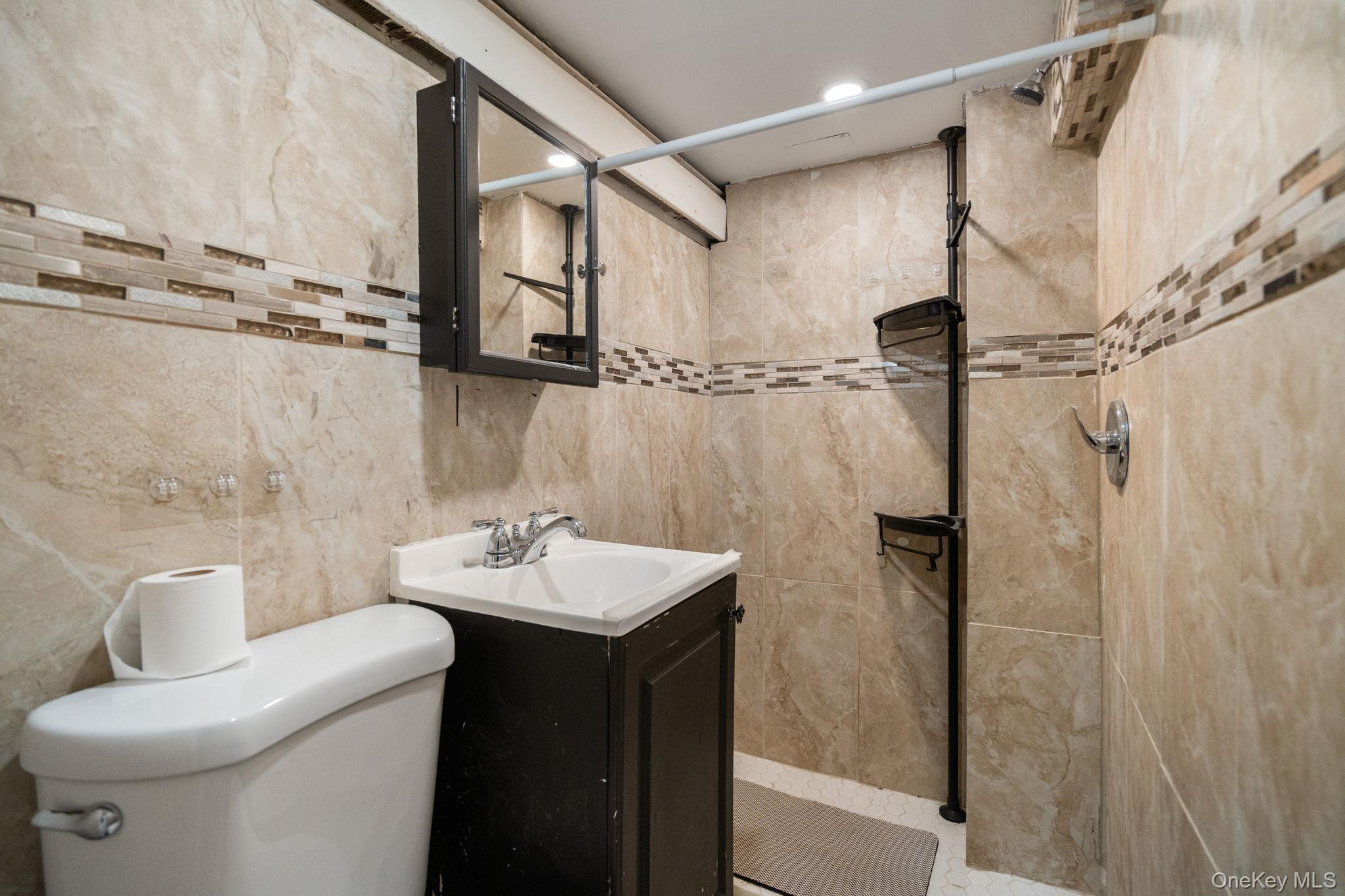 90-22 82nd Road Queens, NY 11385 - Photo 27 of 37