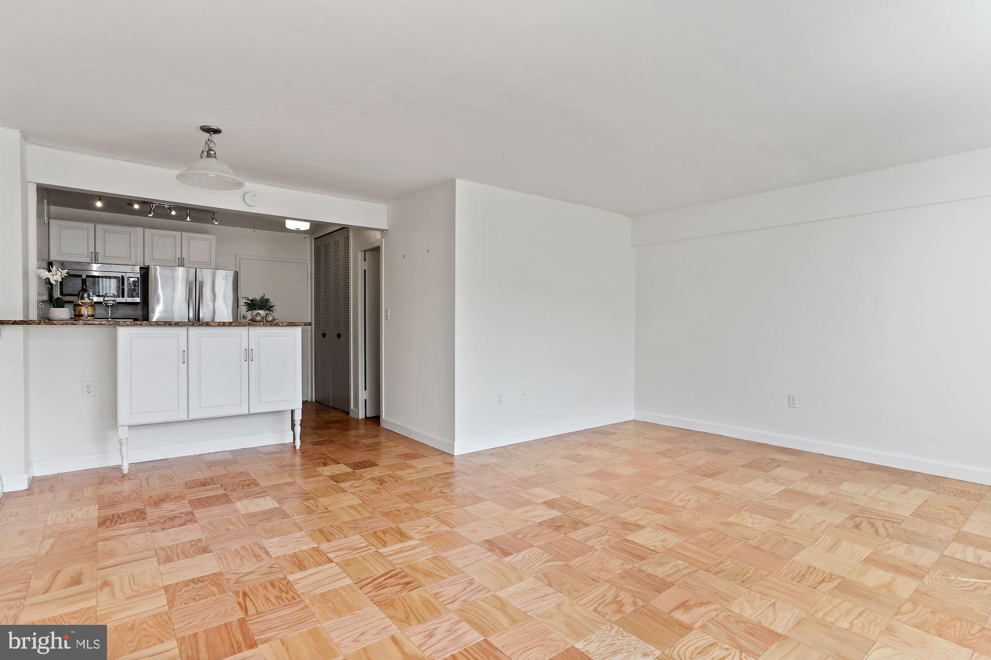 2030 F Street Northwest, Unit 910 Washington, DC 20006 - Photo 21 of 50 Living / Bed Area