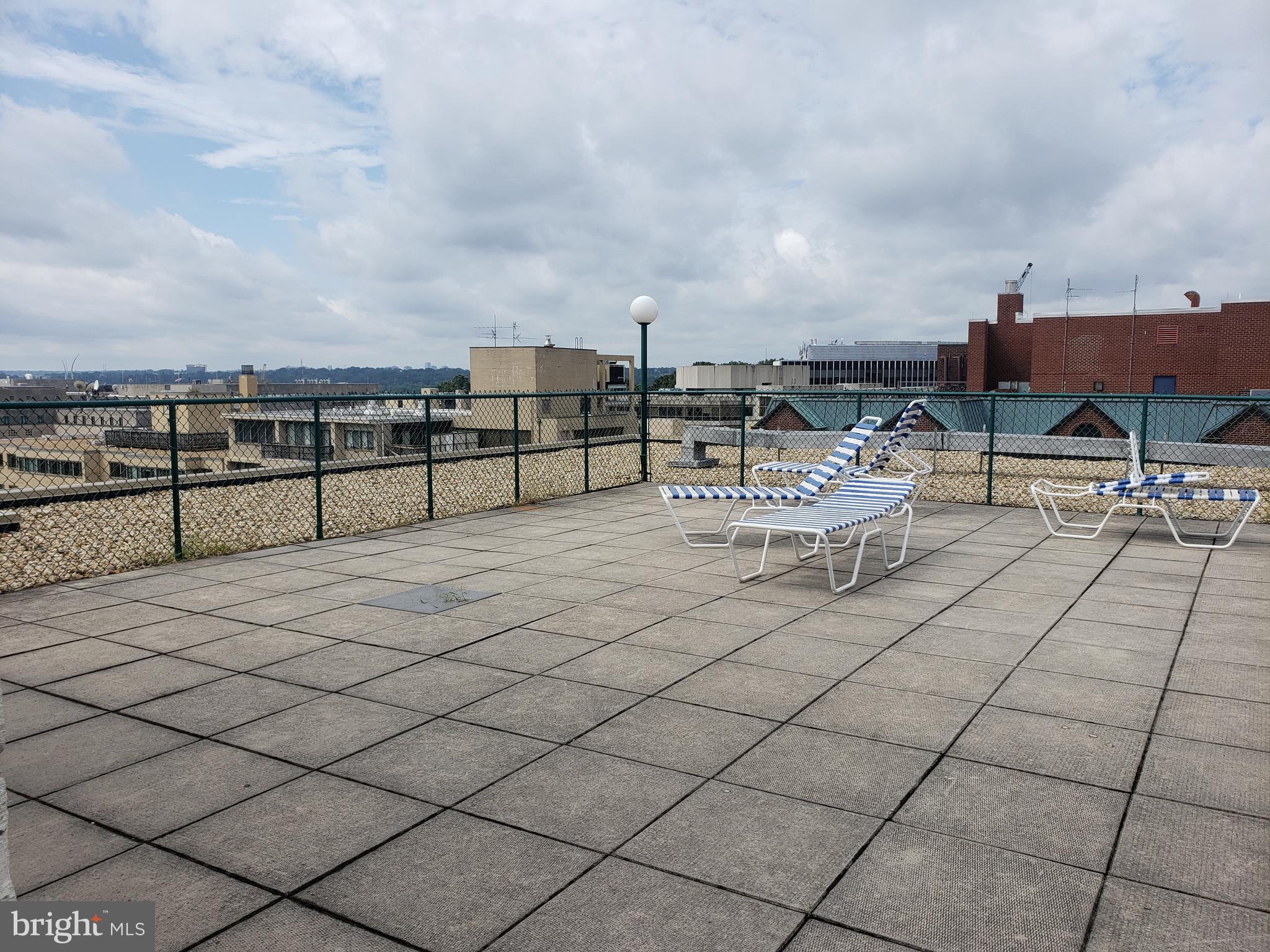 2030 F Street Northwest, Unit 910 Washington, DC 20006 - Photo 25 of 50 Rooftop Deck